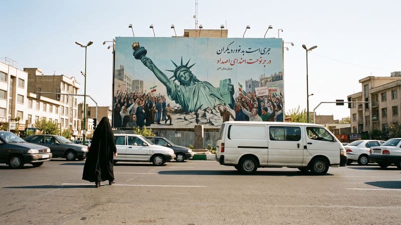 Trump annuncia trattative con l'Iran, Teheran smentisce: 'Solo con l'Oman'